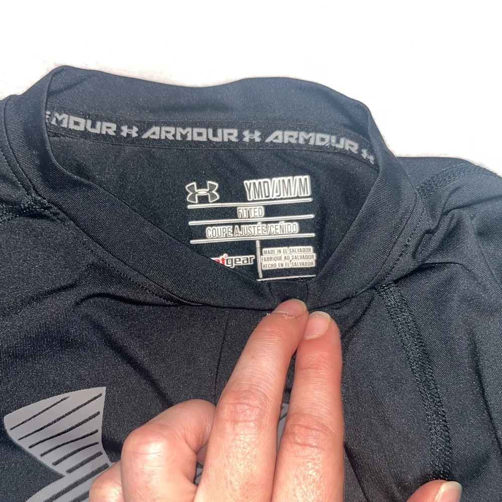 Under Armour Boys Activewear Shirt Size M Youth Medium